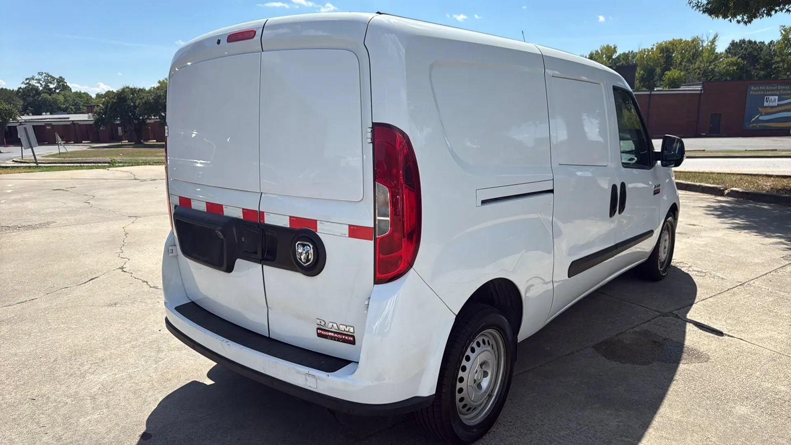Used 2022 RAM ProMaster City Tradesman FWD image 5