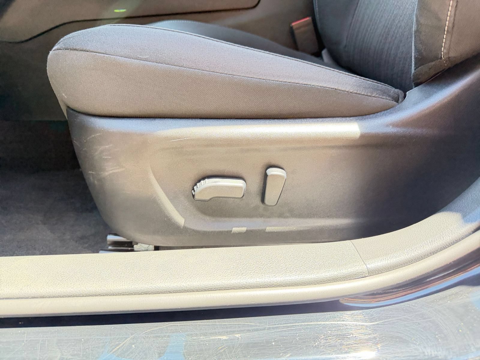 Used 2025 Nissan Altima 2.5 SV FWD image 22