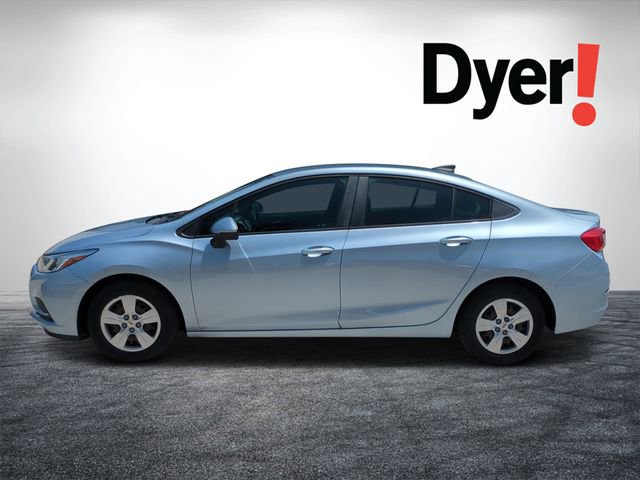 Used 2017 Chevrolet Cruze LS FWD image 7
