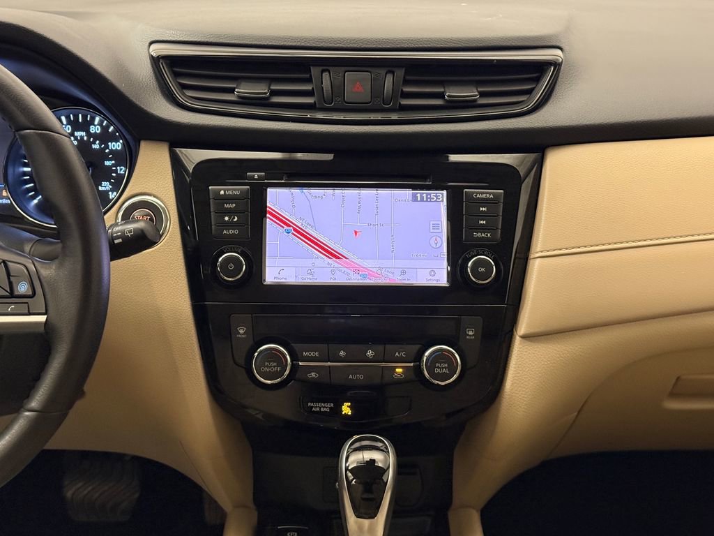 Used 2019 Nissan Rogue SV w/ Premium Package FWD image 14