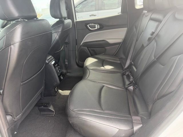 Used 2025 Jeep Compass Limited AWD/4WD image 7