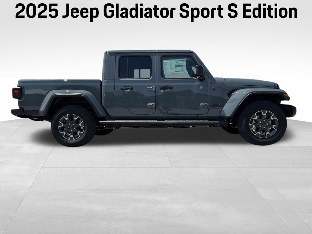 New 2025 Jeep Gladiator Sport w/ Premium Package image 2