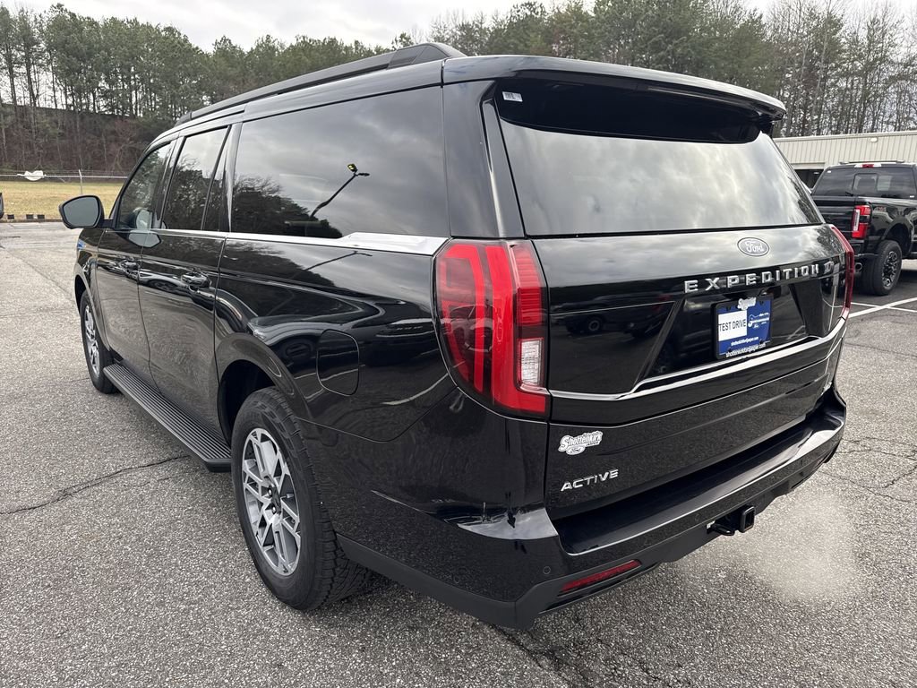 Used 2025 Ford Expedition Max Active image 5