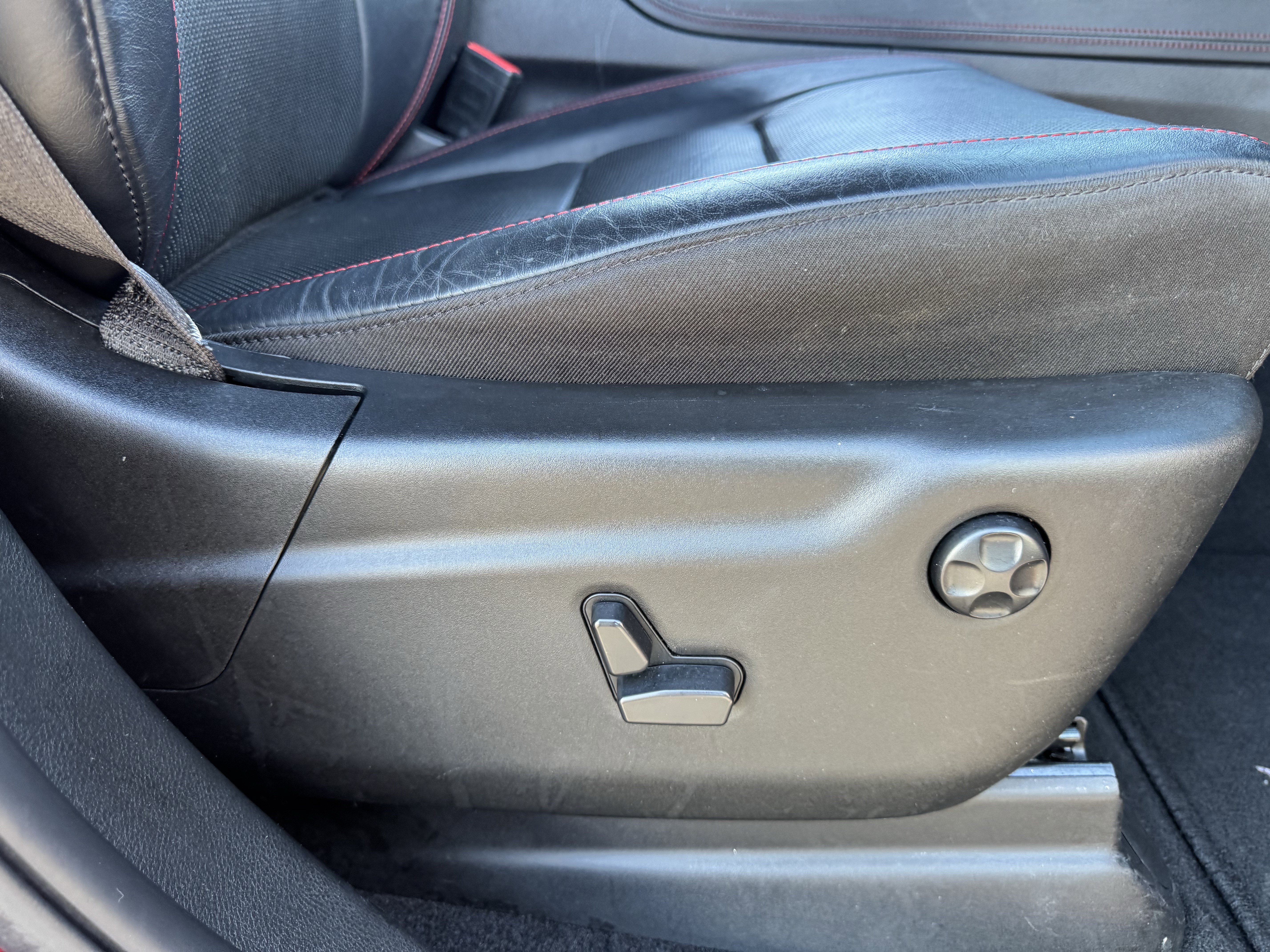 Used 2023 Dodge Durango GT image 42