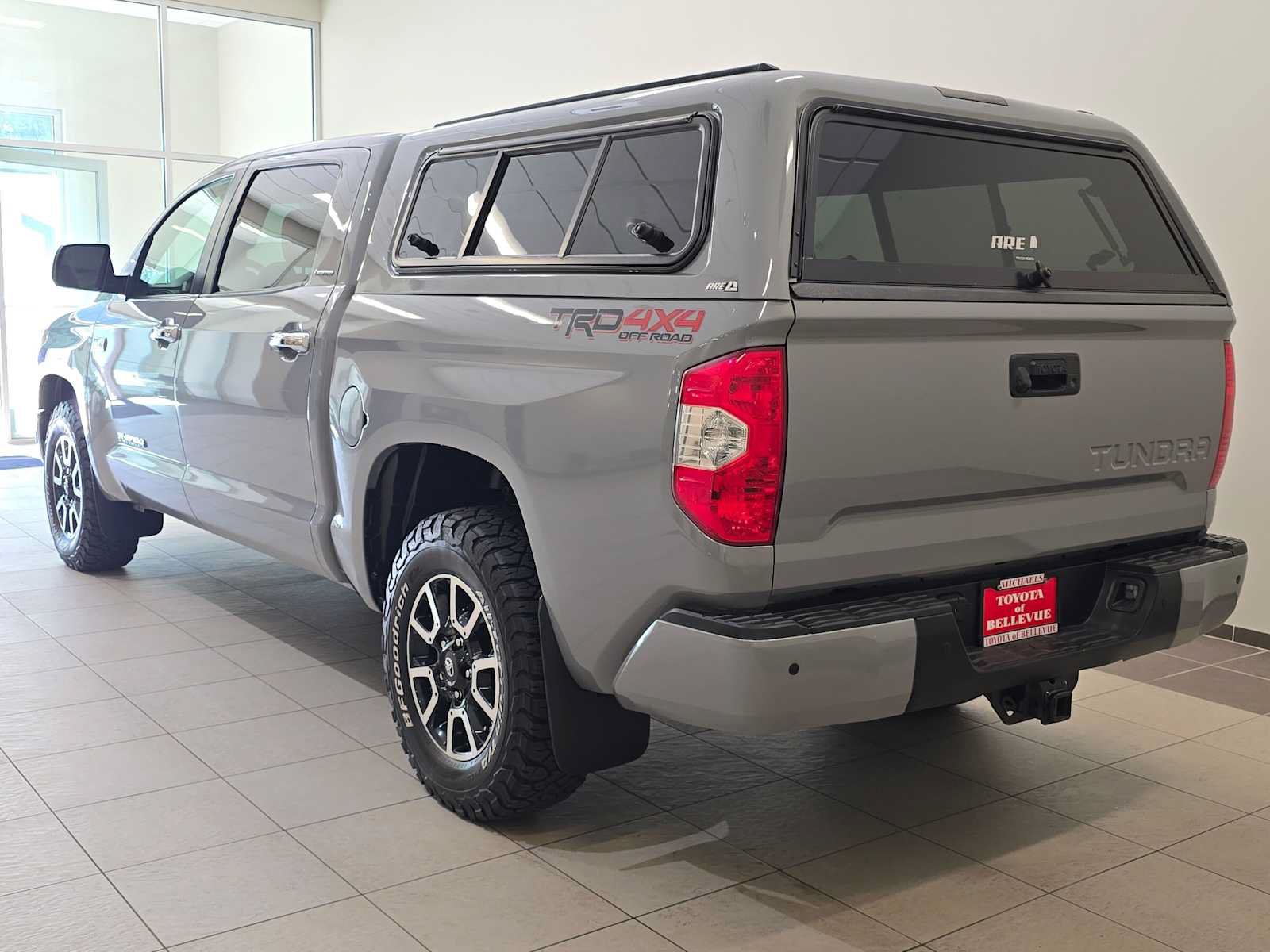 Used 2019 Toyota Tundra Limited w/ Limited Premium Package AWD/4WD image 4