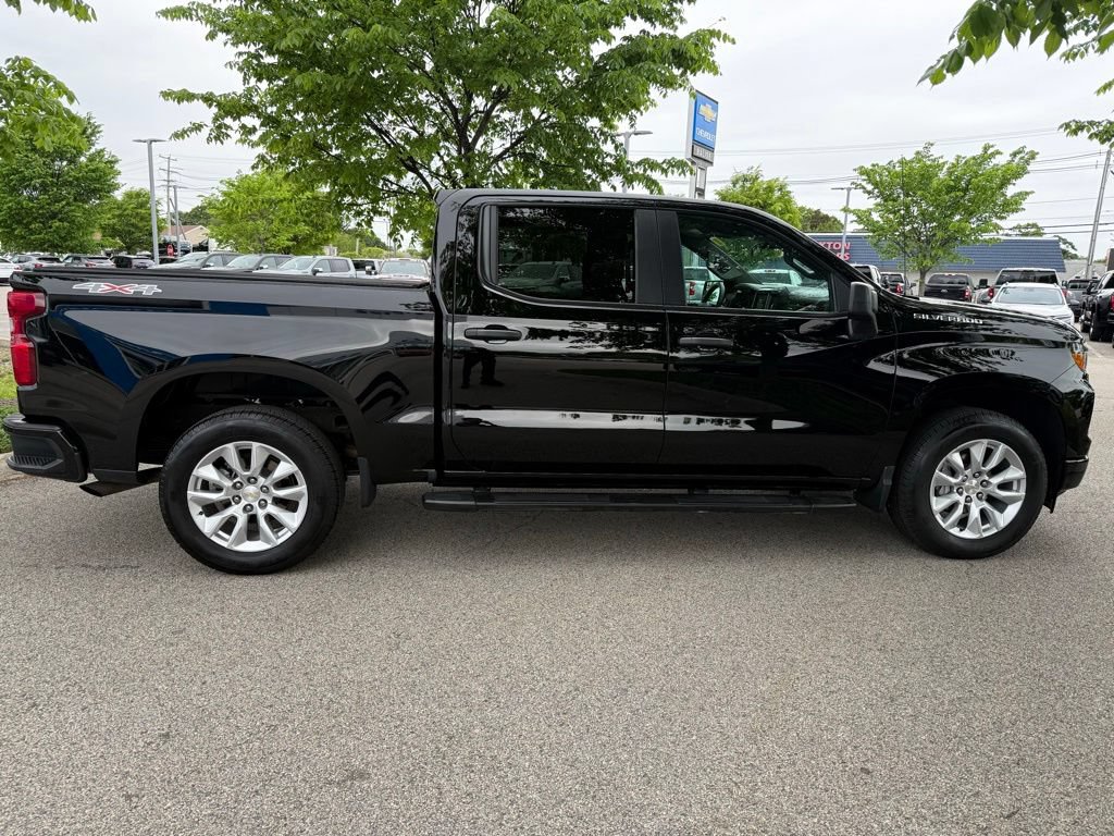 Used 2024 Chevrolet Silverado 1500 Custom AWD/4WD image 6