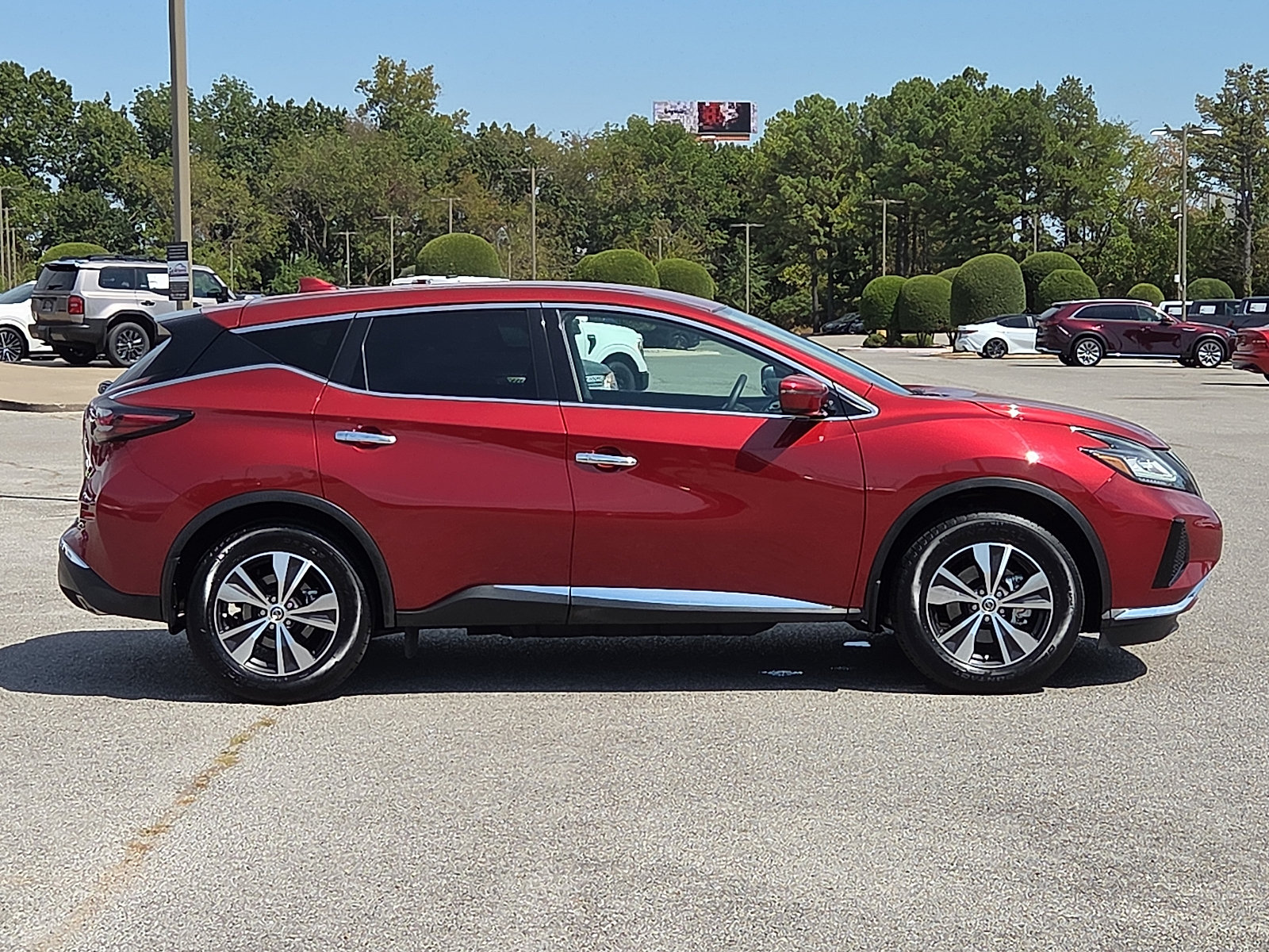 Used 2019 Nissan Murano S w/ Cargo Package FWD image 6