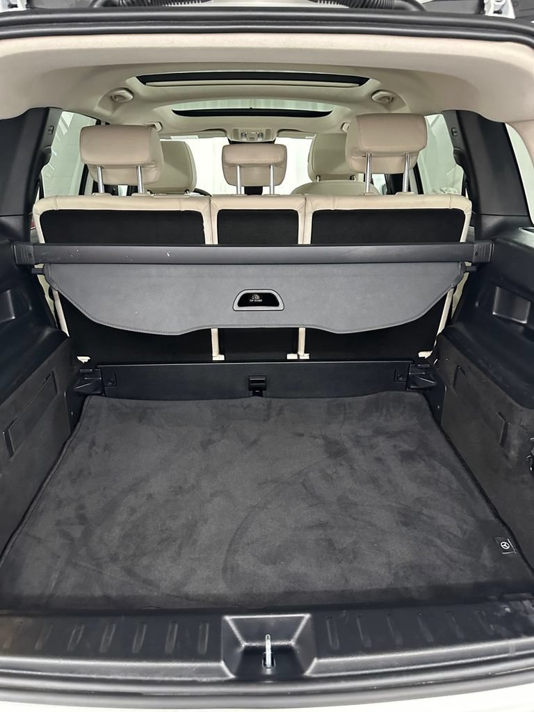 Used 2022 Mercedes-Benz GLB 250 4MATIC image 28