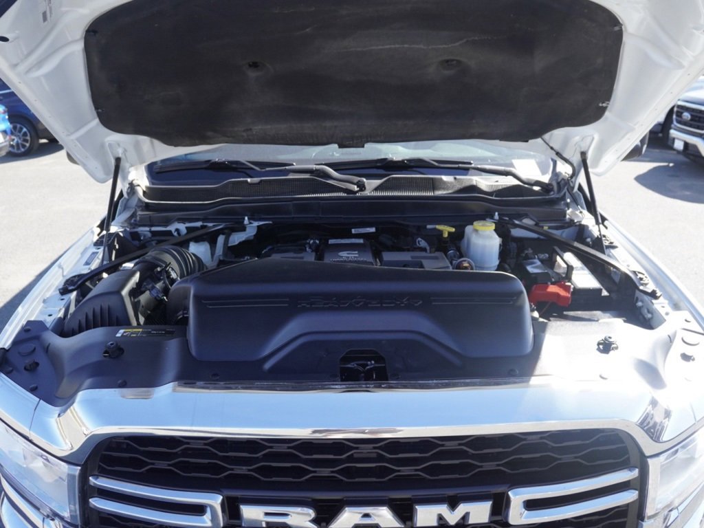 Used 2022 RAM 4500 Tradesman w/ Chrome Appearance Group image 25