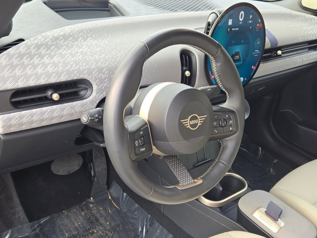 Used 2025 MINI Cooper S image 18