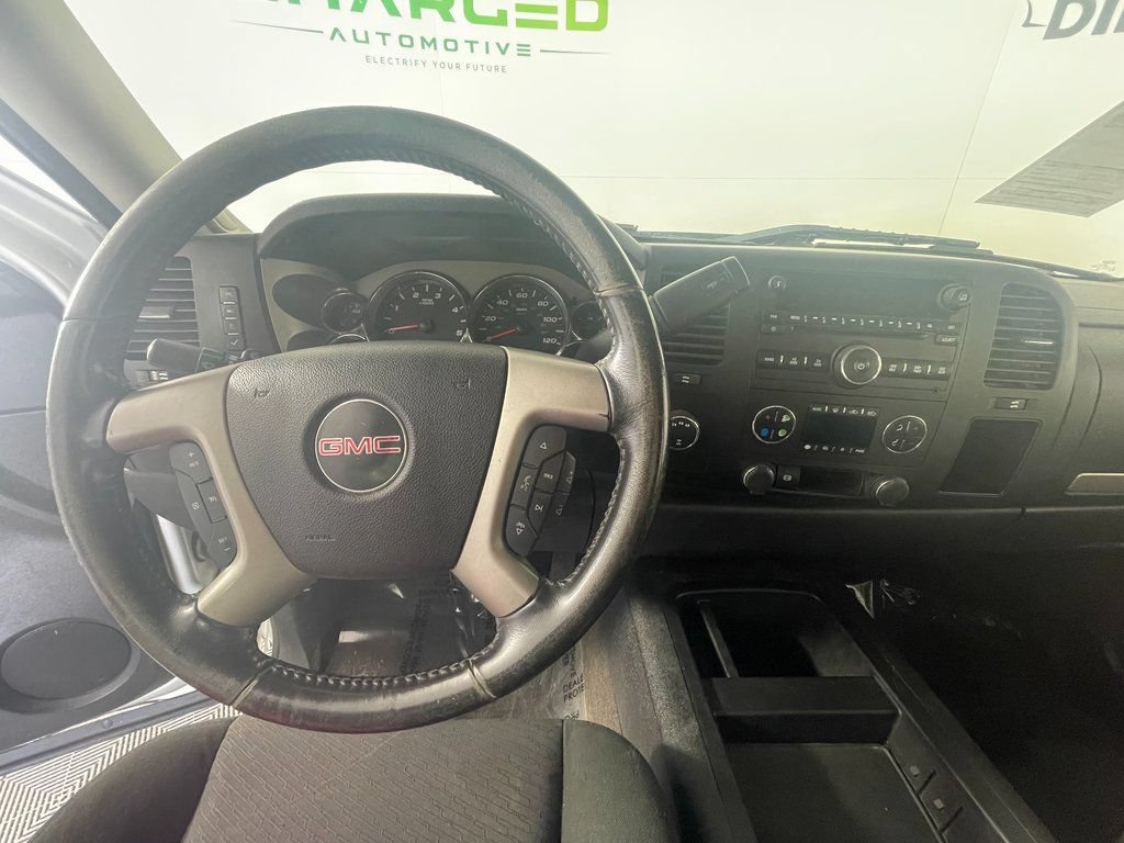 Used 2013 GMC Sierra 3500 SLE AWD/4WD image 6