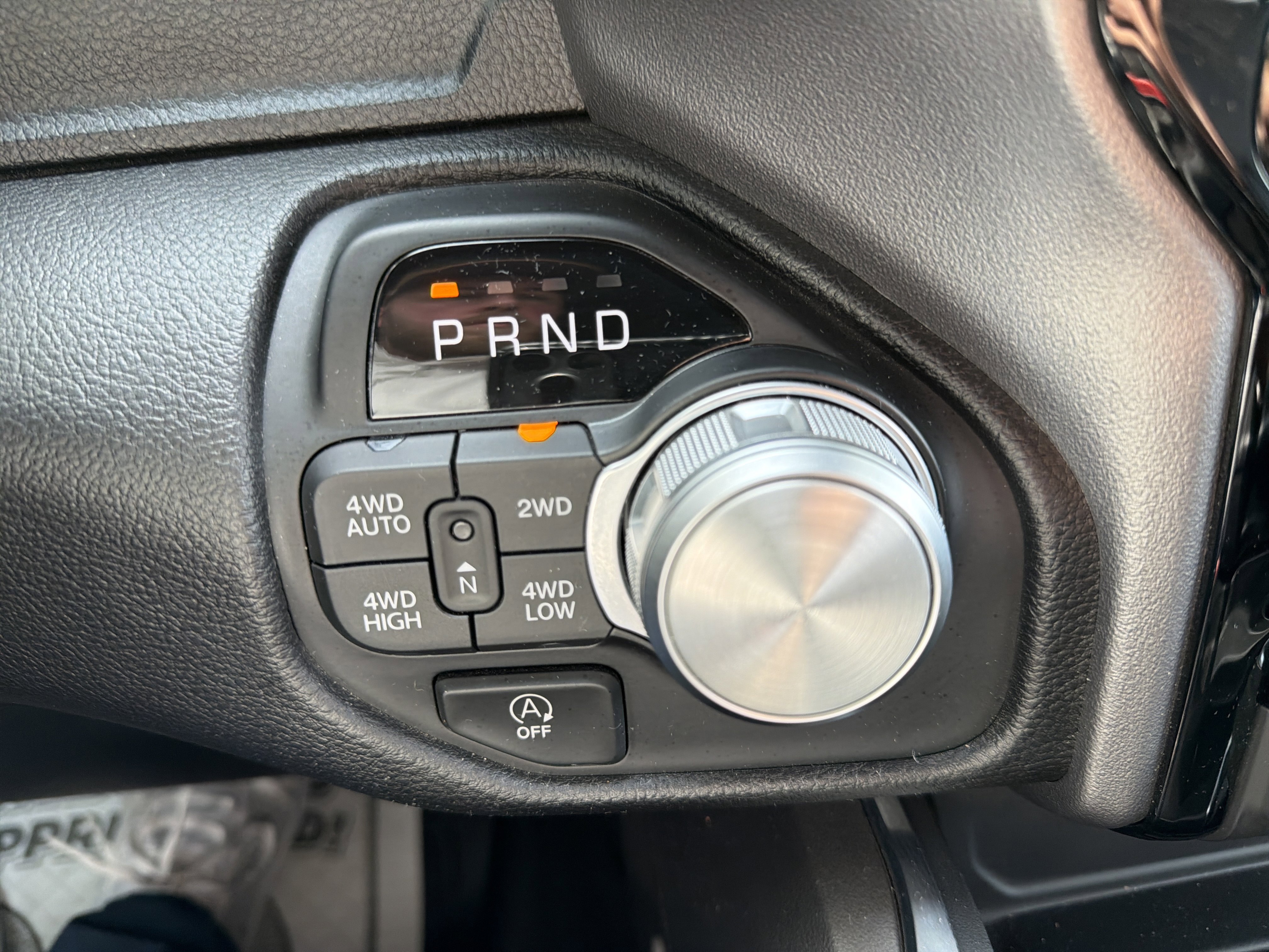 Used 2025 RAM 1500 Laramie w/ Sport Appearance Package image 23