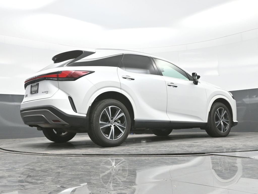 Used 2023 Lexus RX 350h w/ Cold Area Package AWD/4WD image 27