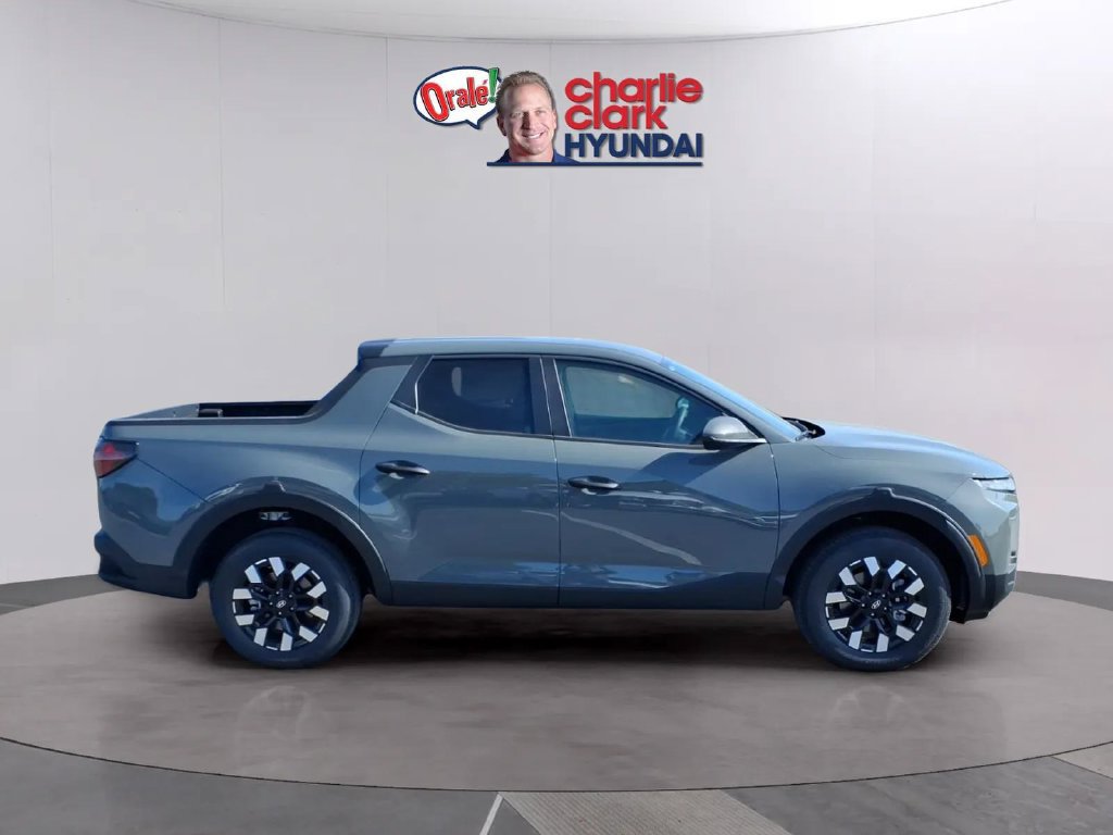 New 2027 Hyundai Santa Cruz SE FWD image 7