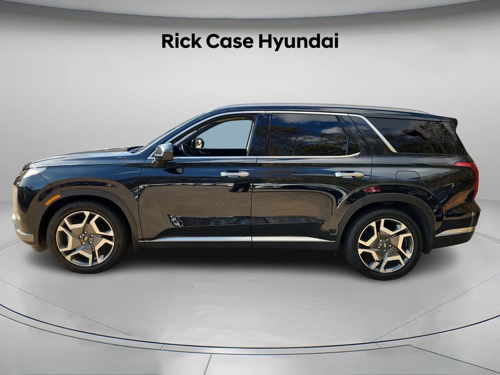 Used 2024 Hyundai Palisade Limited image 3