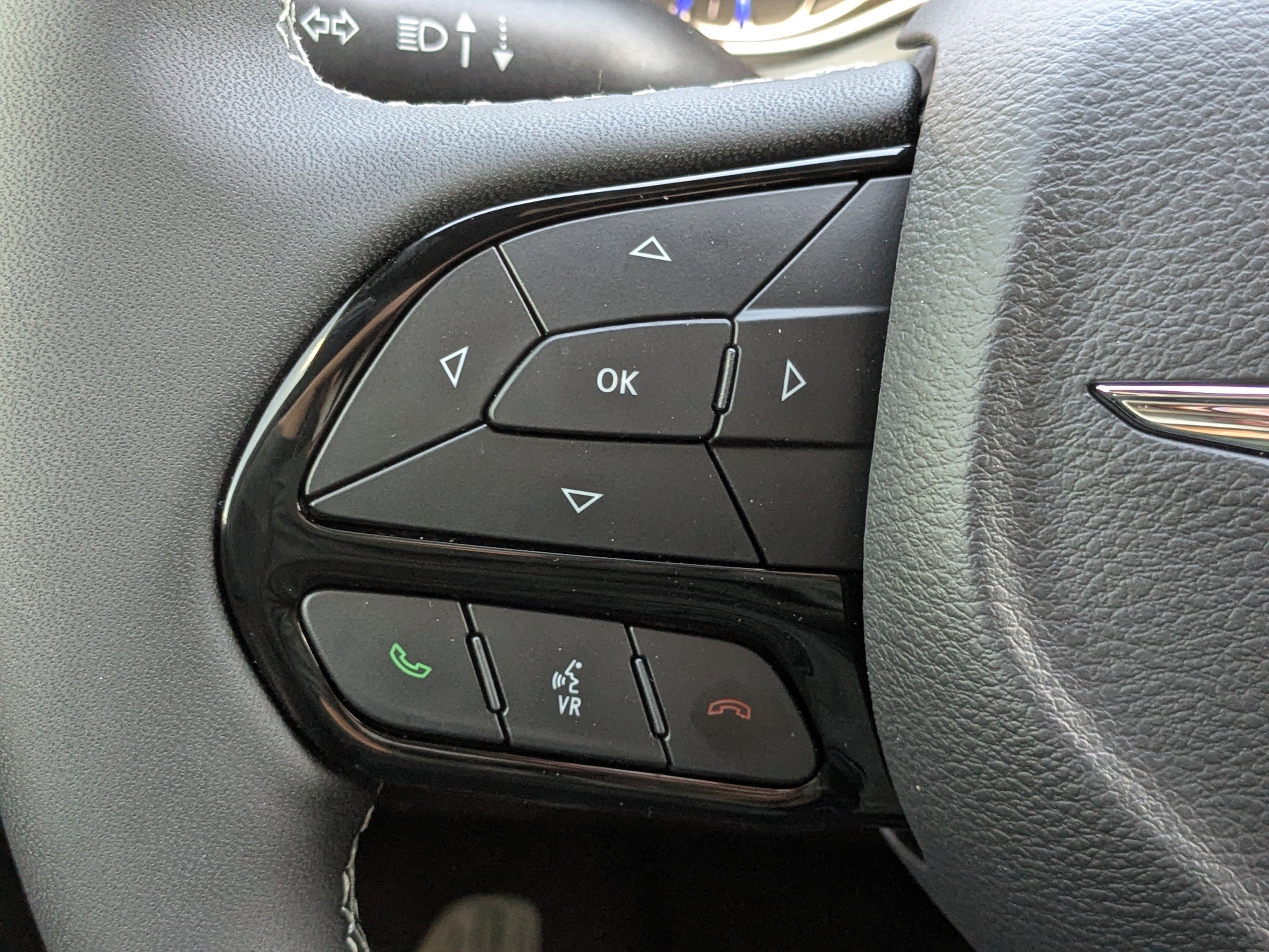 New 2026 Chrysler Pacifica Limited w/ S Appearance Package image 25