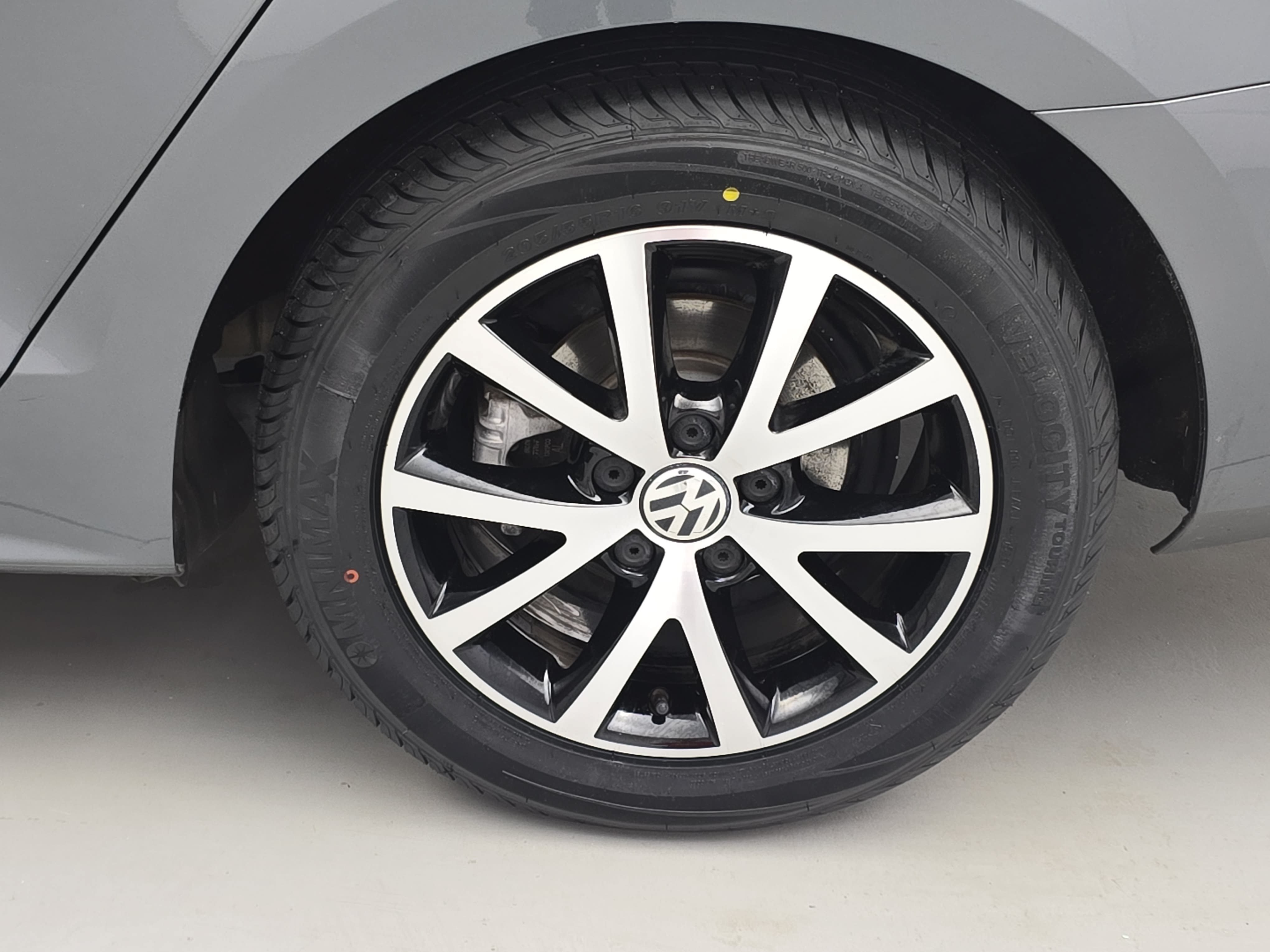 Used 2016 Volkswagen Jetta SE FWD image 32