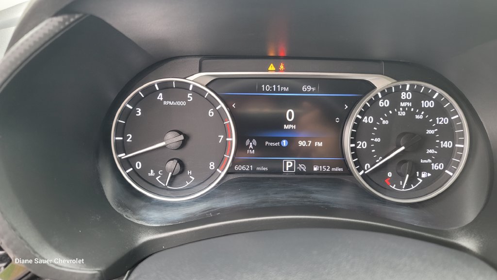 Used 2024 Nissan Sentra SV FWD image 19