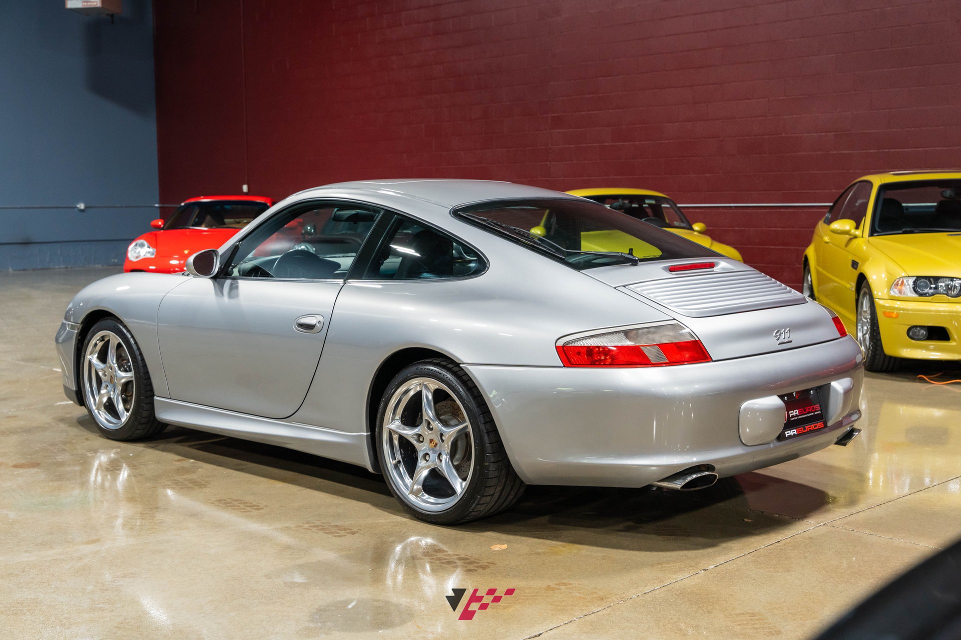 Used 2004 Porsche 911 40th Anniversary RWD image 4