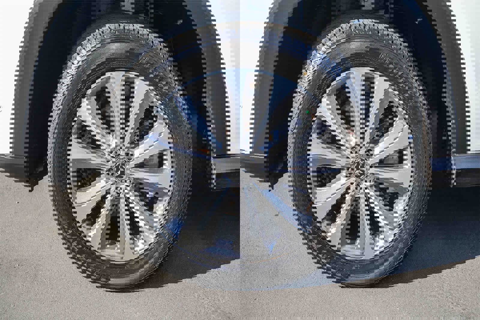 Used 2022 Mercedes-Benz GLE 350 4MATIC image 7