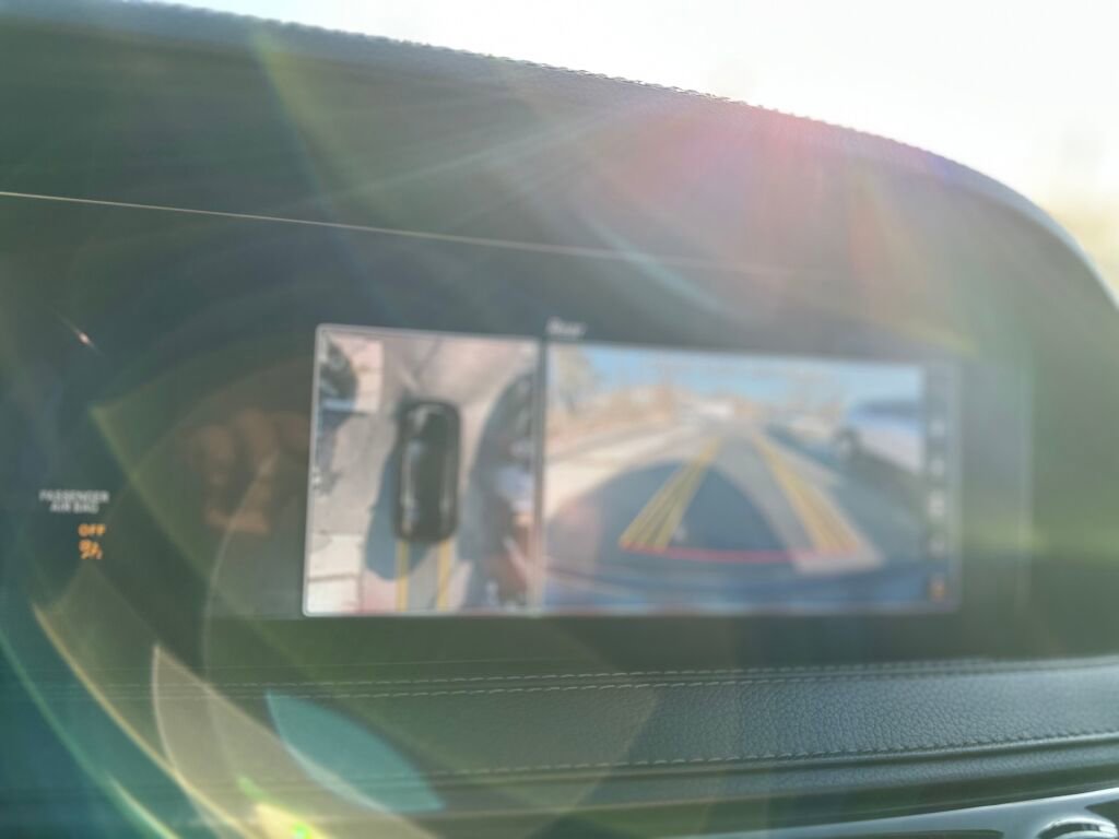 Used 2019 Mercedes-Benz S 560 4MATIC Sedan w/ Premium Package image 17