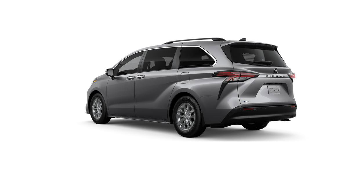 New 2026 Toyota Sienna XLE FWD image 8