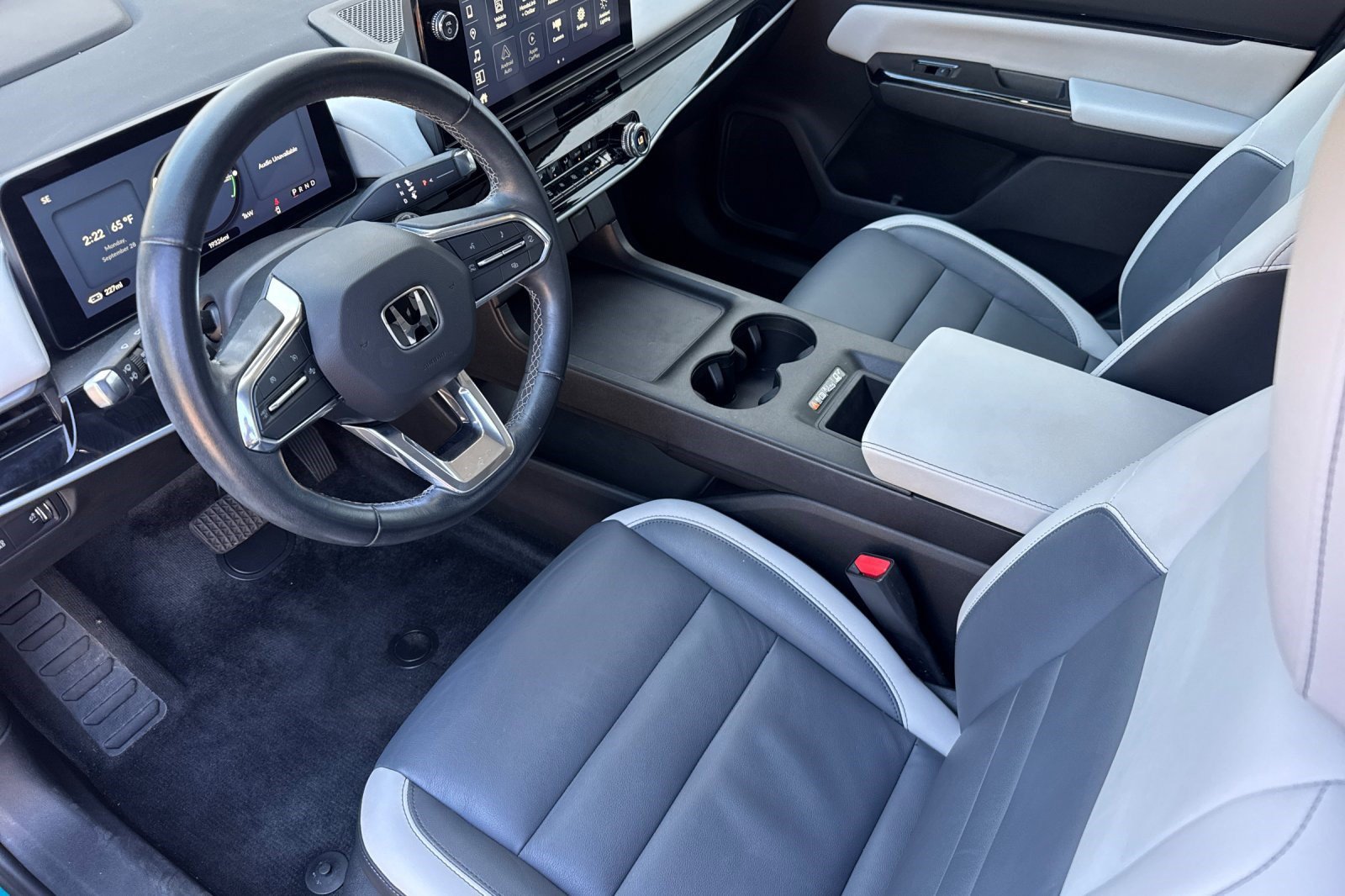 Used 2024 Honda Prologue Touring image 4