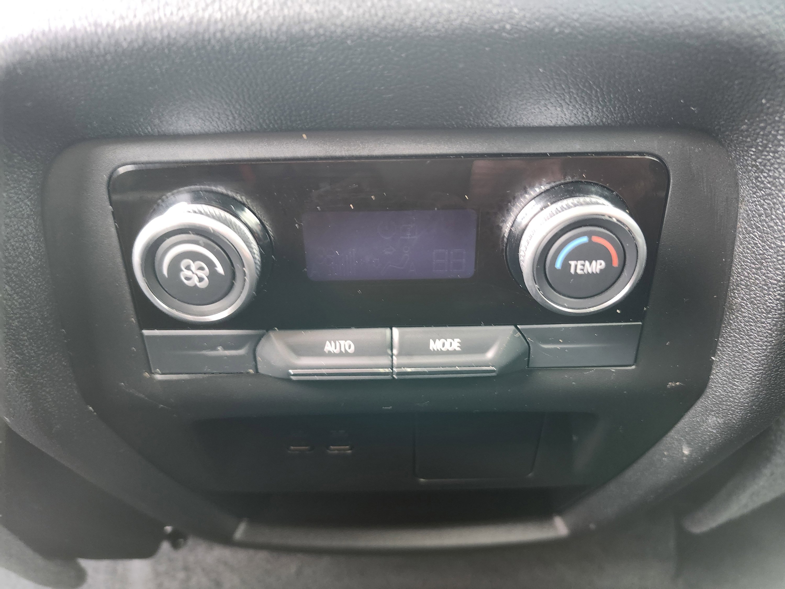 Used 2025 Buick Enclave Sport Touring image 29