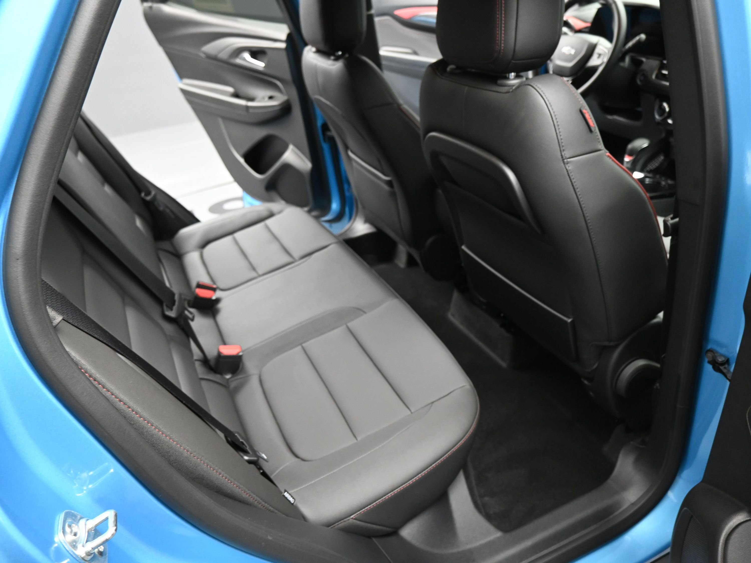 Certified 2025 Chevrolet TrailBlazer RS w/ Convenience Package image 18