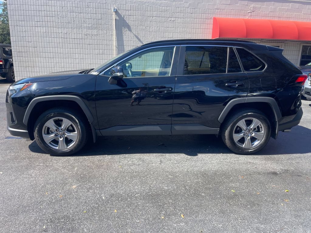Used 2025 Toyota RAV4 XLE w/ Convenience Package AWD/4WD image 2