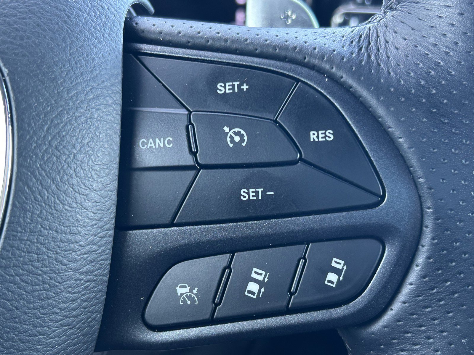 Used 2022 Dodge Durango GT image 22