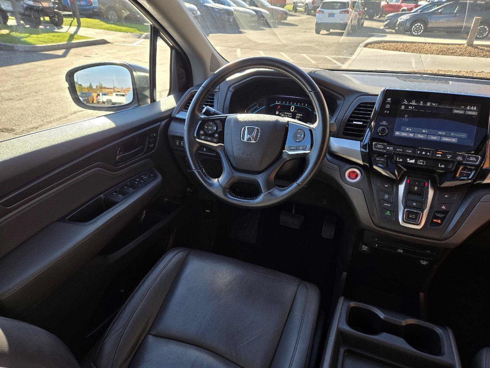 Used 2018 Honda Odyssey Touring image 16