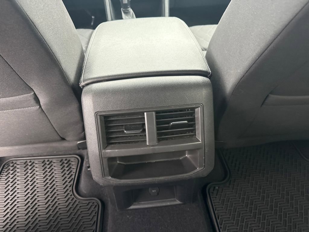 Used 2020 Volkswagen Atlas Cross Sport S image 12