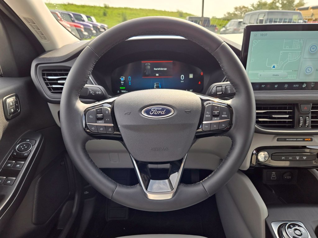 Used 2025 Ford Escape SE w/ PHEV Premium Package FWD image 20