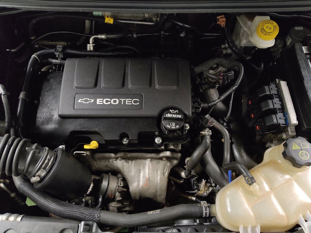 Used 2020 Chevrolet Sonic LT image 30