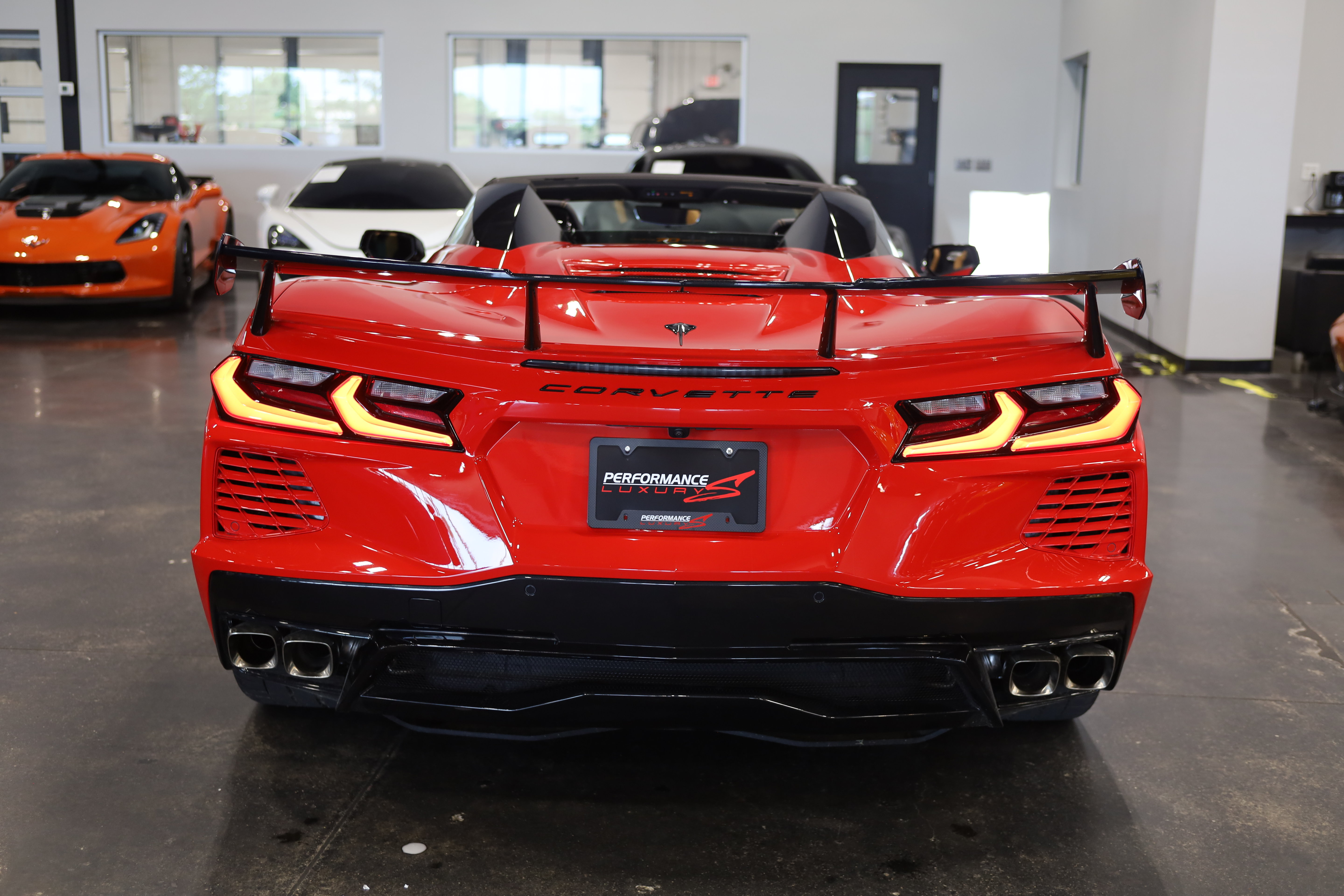 Used 2023 Chevrolet Corvette Stingray Preferred Conv w/ Z51 Performance Package RWD image 7
