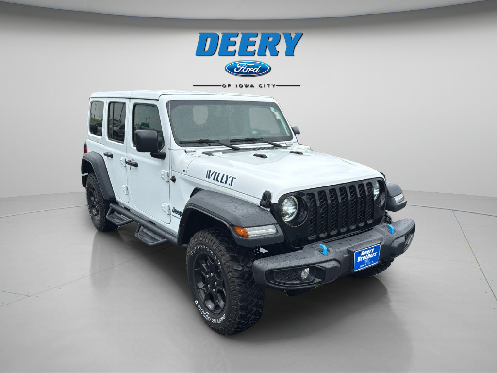 Used 2023 Jeep Wrangler Unlimited w/ Cold Weather Group AWD/4WD image 15