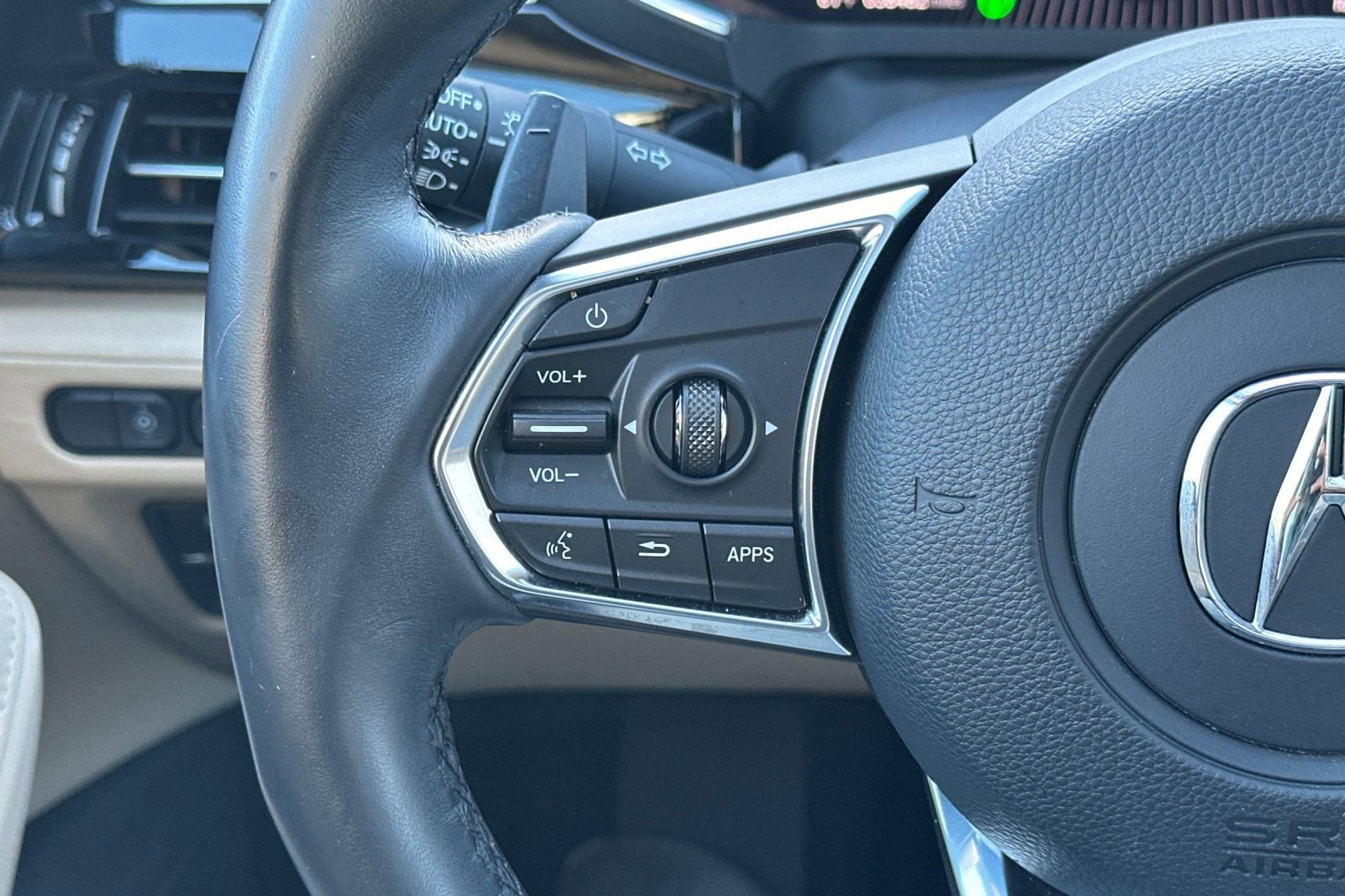 Used 2023 Acura MDX SH-AWD image 29