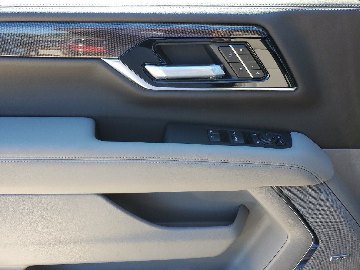 New 2027 GMC Yukon XL Elevation w/ Elevation Preferred Package RWD image 17