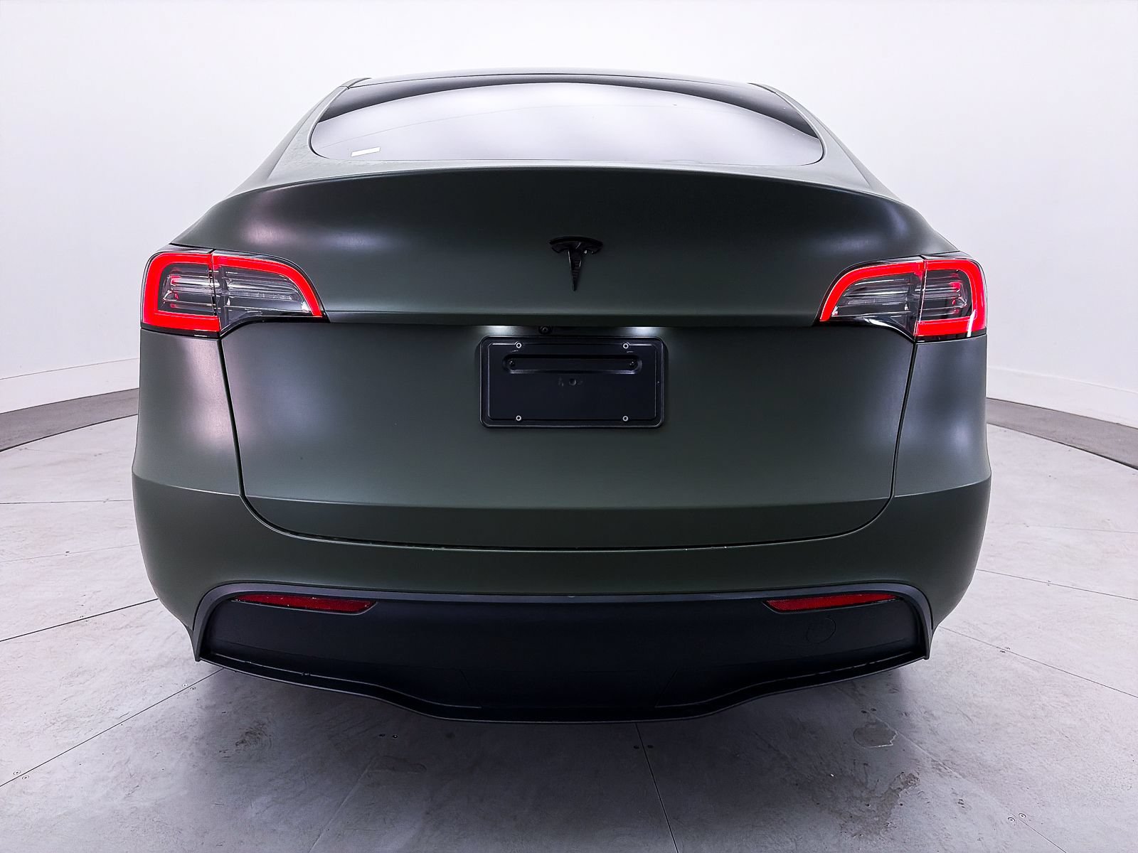 Used 2023 Tesla Model Y Long Range AWD/4WD image 13
