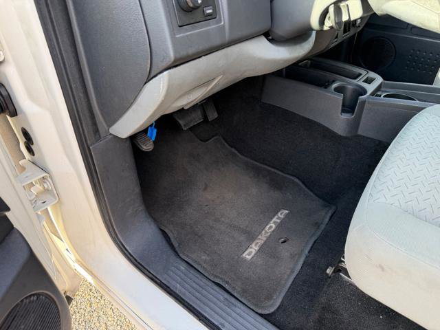 Used 2009 Dodge Dakota Big Horn w/ Extra Security Group RWD image 20