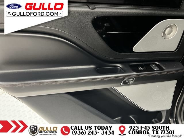 Used 2020 Lincoln Aviator Reserve w/ Equipment Group 202A AWD/4WD image 16