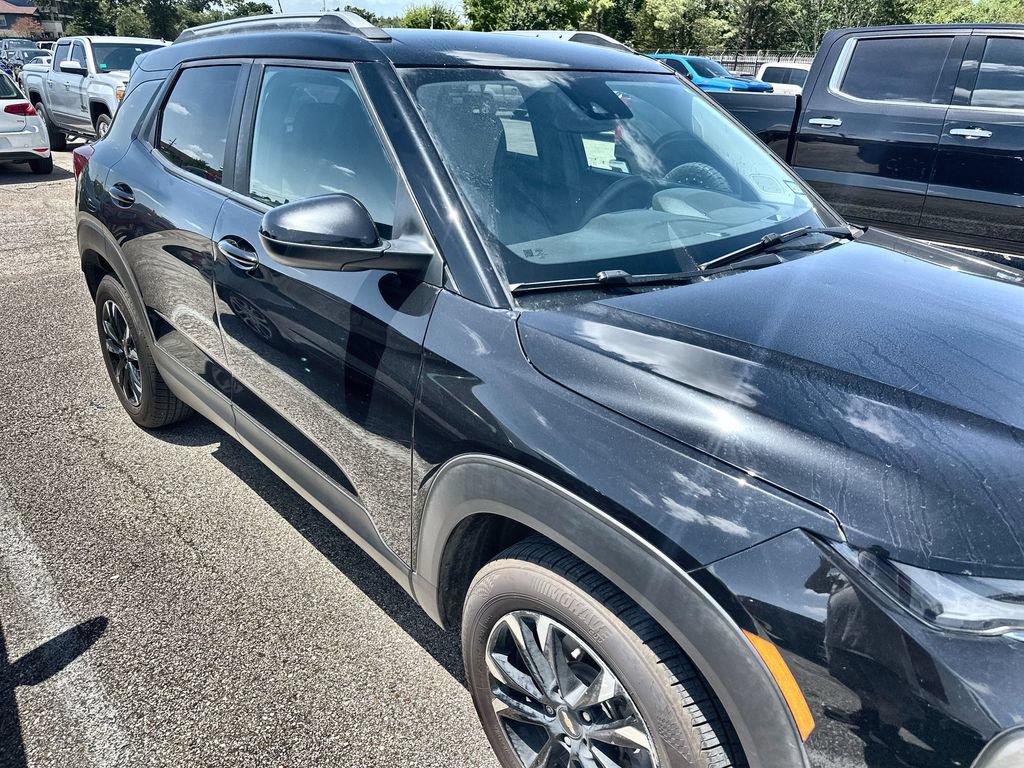 Used 2023 Chevrolet TrailBlazer LT w/ Convenience Package FWD image 12