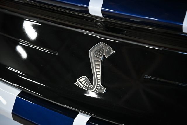 Used 2020 Ford Mustang Shelby GT500 w/ Carbon Fiber Track Pack image 24