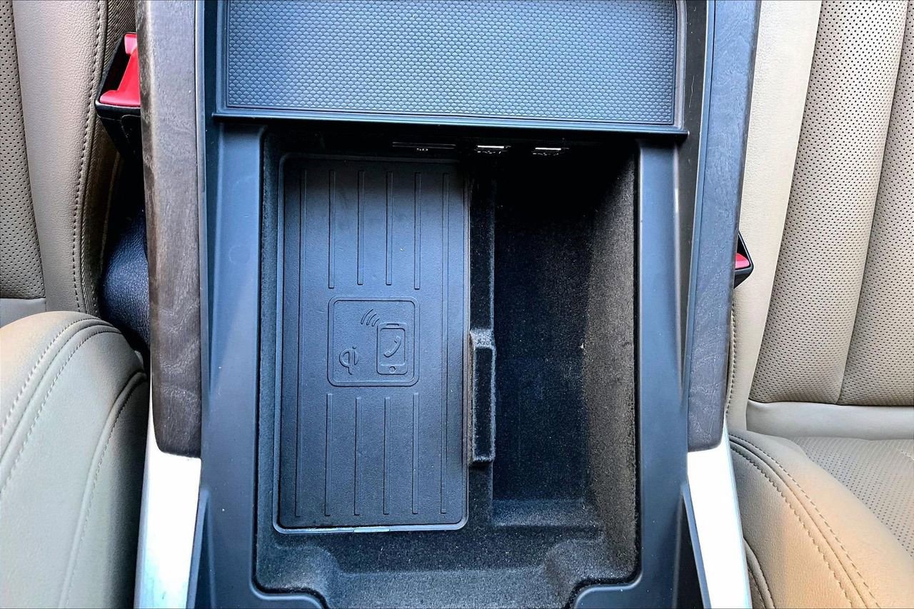 Used 2020 Audi Q8 Premium Plus w/ Premium Plus Package image 18