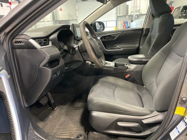 Used 2020 Toyota RAV4 LE w/ All Weather Liner Package AWD/4WD image 38