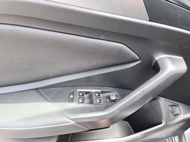 Used 2024 Volkswagen Jetta SE FWD image 22