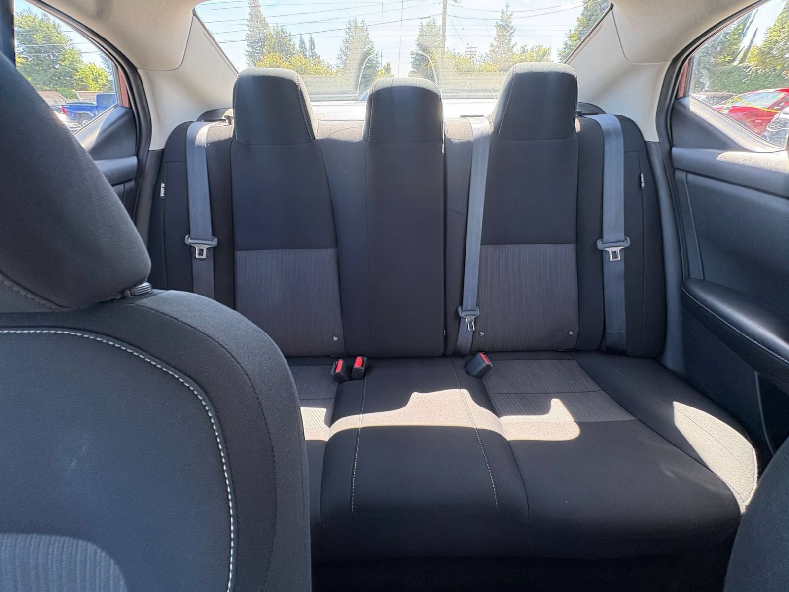 Used 2025 Nissan Sentra SV FWD image 36