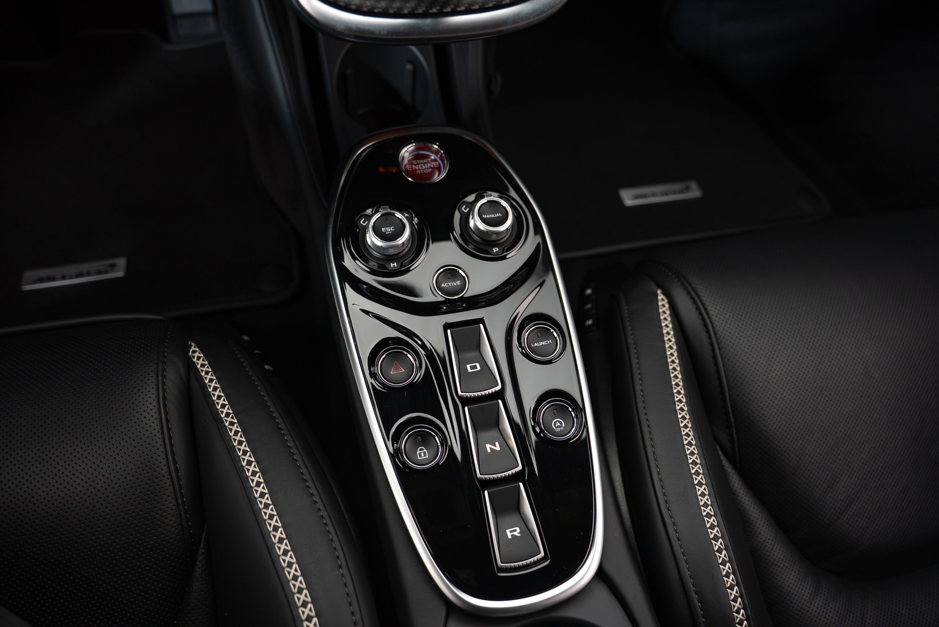 Used 2023 McLaren GT RWD image 15