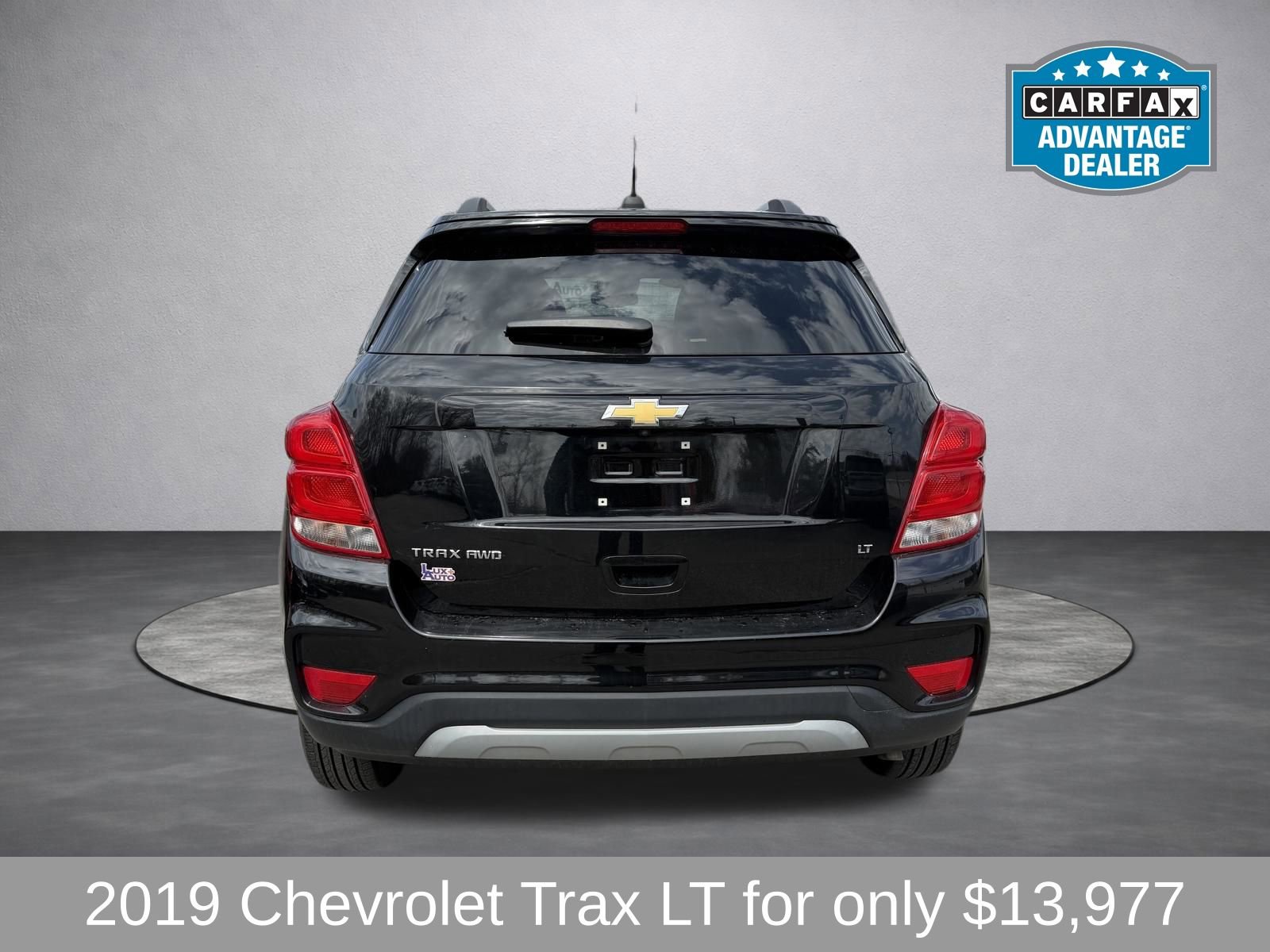 Used 2019 Chevrolet Trax LT w/ LT Convenience Package image 4